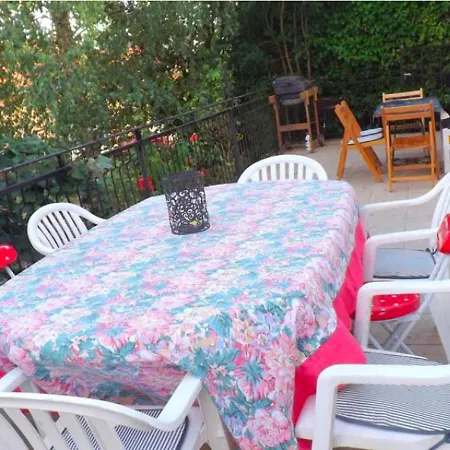 Quaint Holiday In With Garden 別荘 *